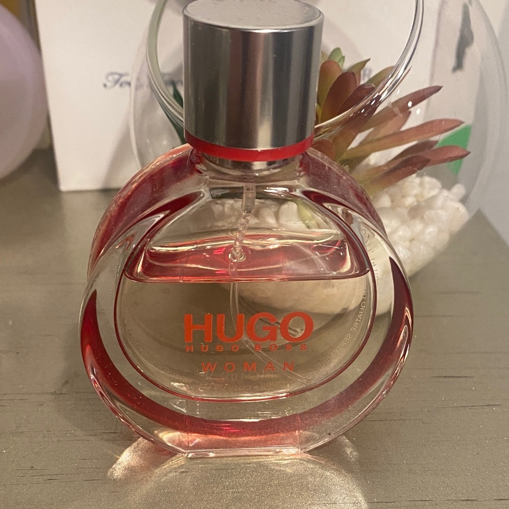 HUGO Woman Eau de Toilette - Red and Clear Design